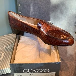 NIB Galo Leather Loafer